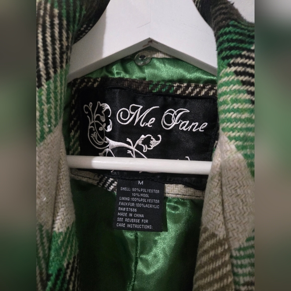 EUC Me Jane green plaid Jacket belted w/ pockets, gold buttons , coat - Picture 4 of 8